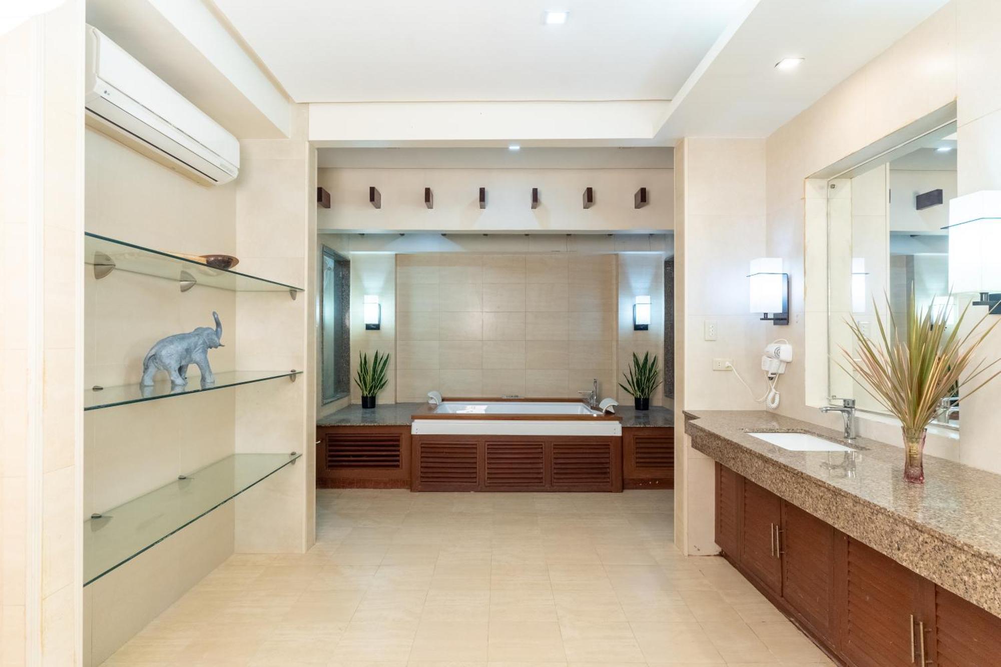 Costa Palawan Resort Puerto Princesa Ngoại thất bức ảnh