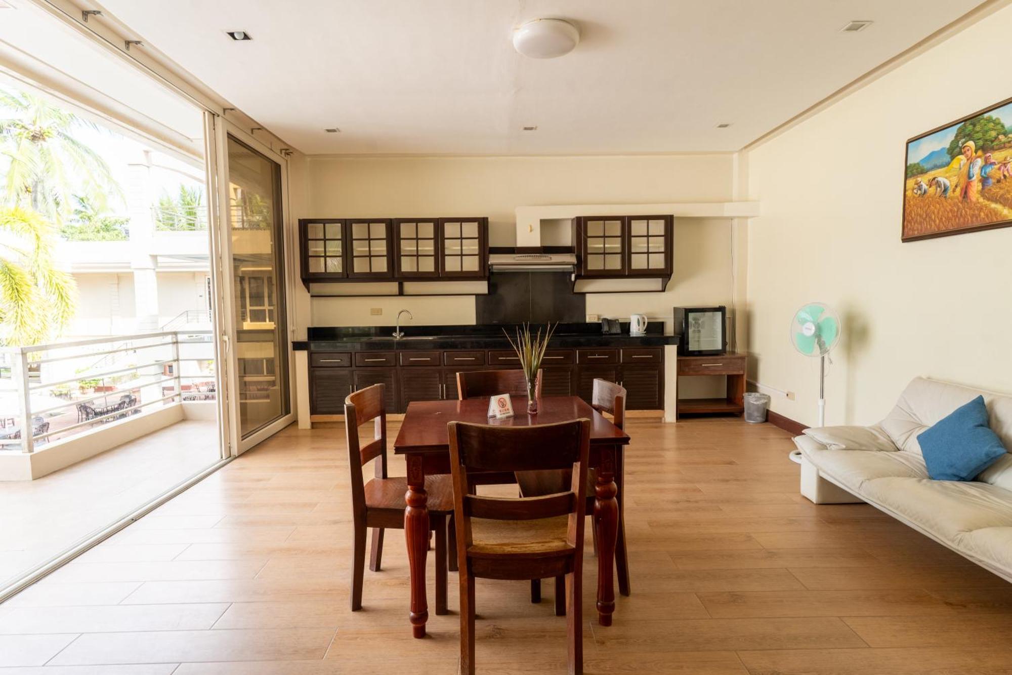 Costa Palawan Resort Puerto Princesa Ngoại thất bức ảnh