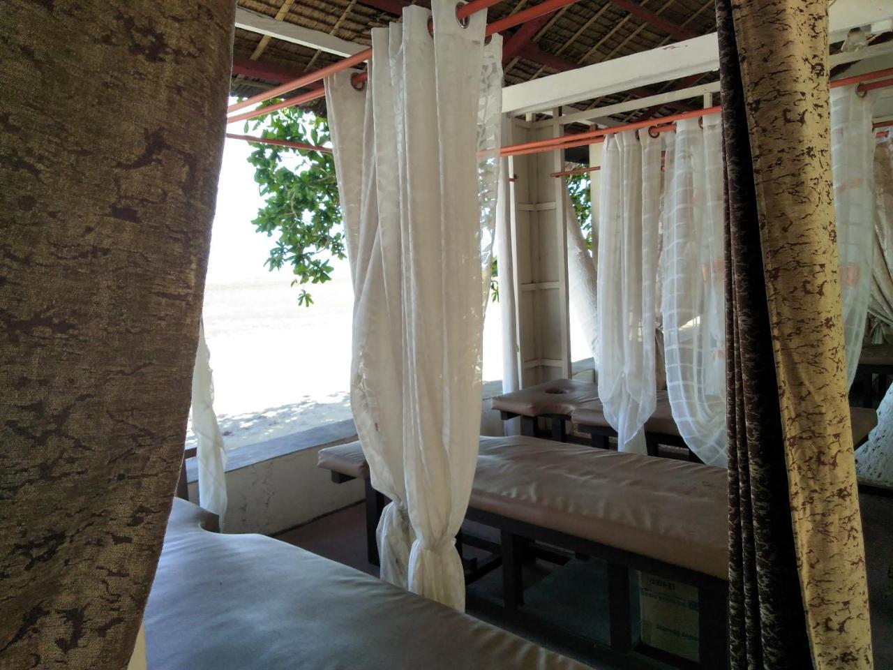 Costa Palawan Resort Puerto Princesa Ngoại thất bức ảnh