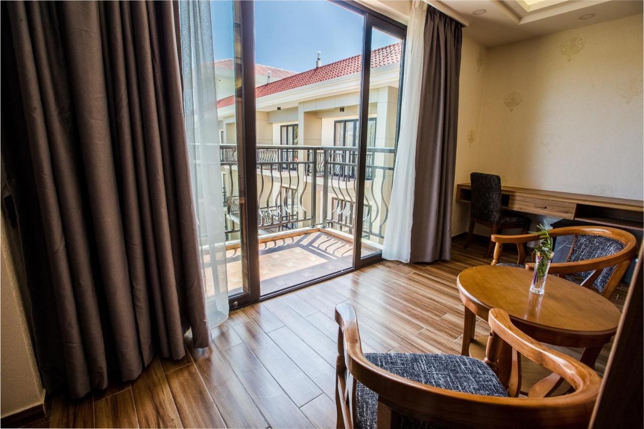 Costa Palawan Resort Puerto Princesa Ngoại thất bức ảnh